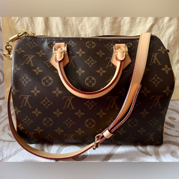 Authentic Louis Vuitton Speedy 30 Bandouliere Monogram With Strap - Picture 1 of 16